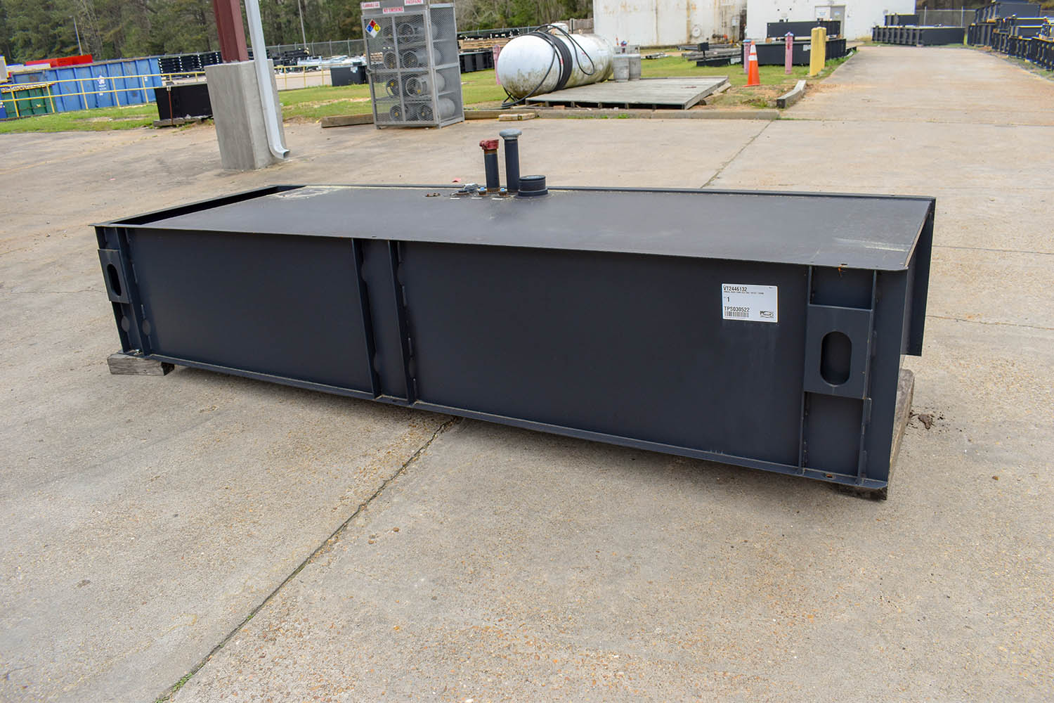400 Gallon Fuel Tank 